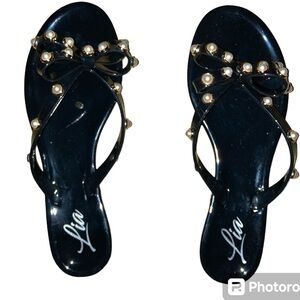 Super Cute Pedicure Sandals. New. Size 8.